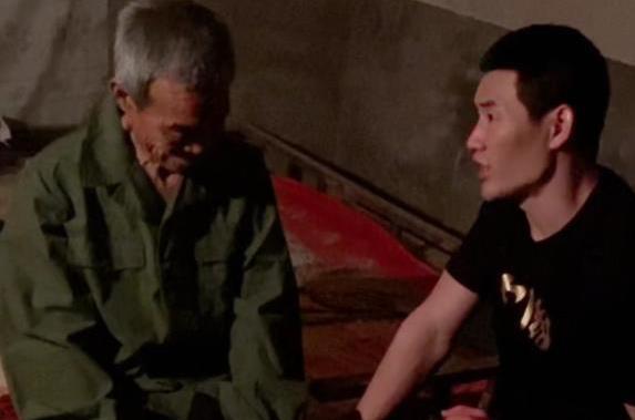 张叔吃瓜社,揭秘娱乐圈幕后故事,带你领略明星真实一面