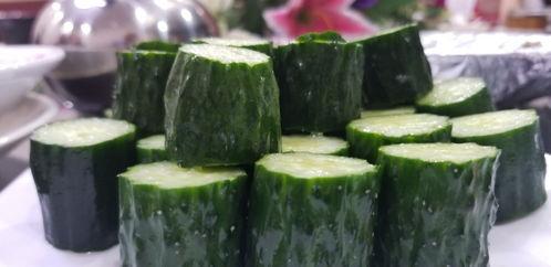 湖北应城吃瓜,夏日炎炎,吃瓜群众欢乐多